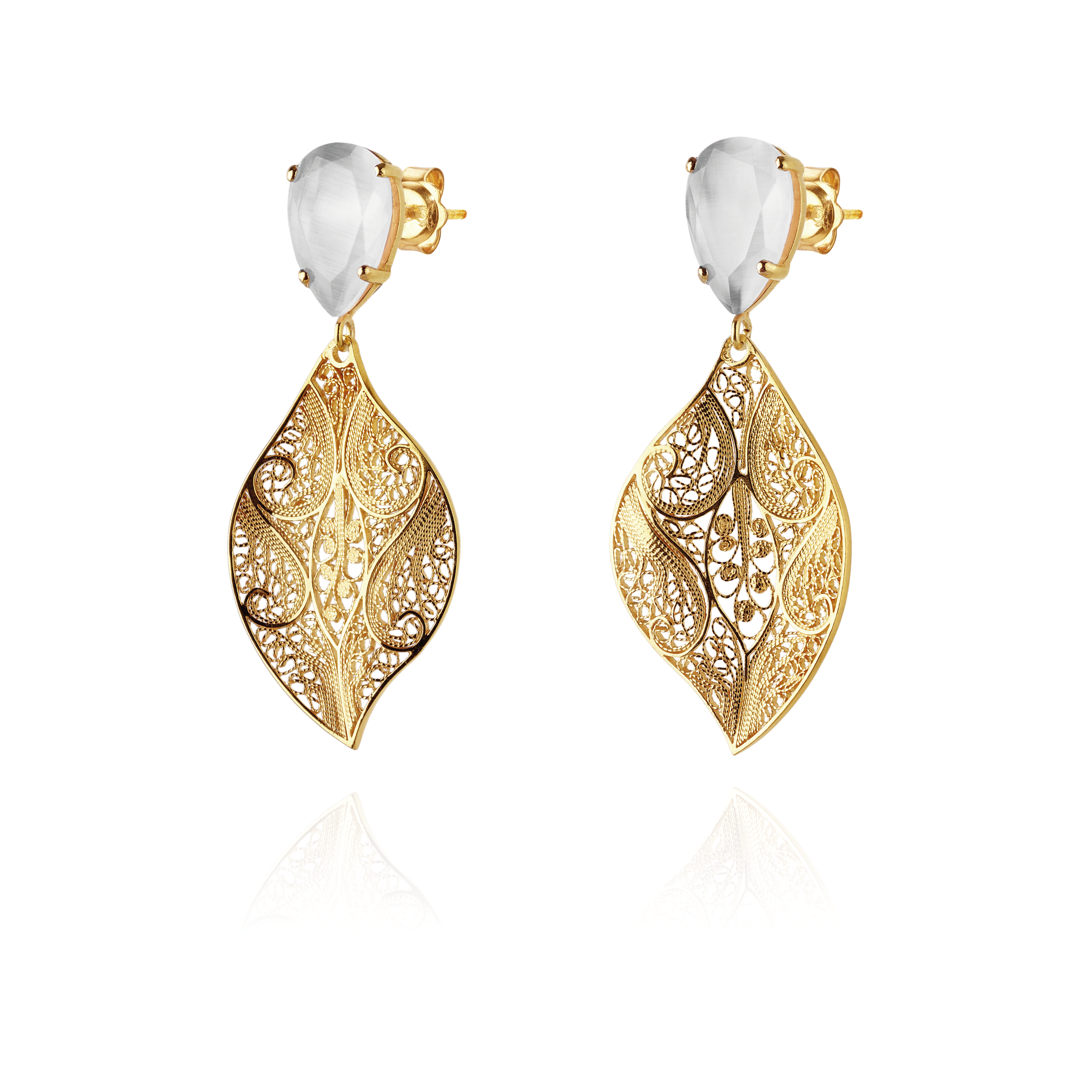 Joalharia do Carmo Brincos Folha e Pedra Gota de Cor Branco