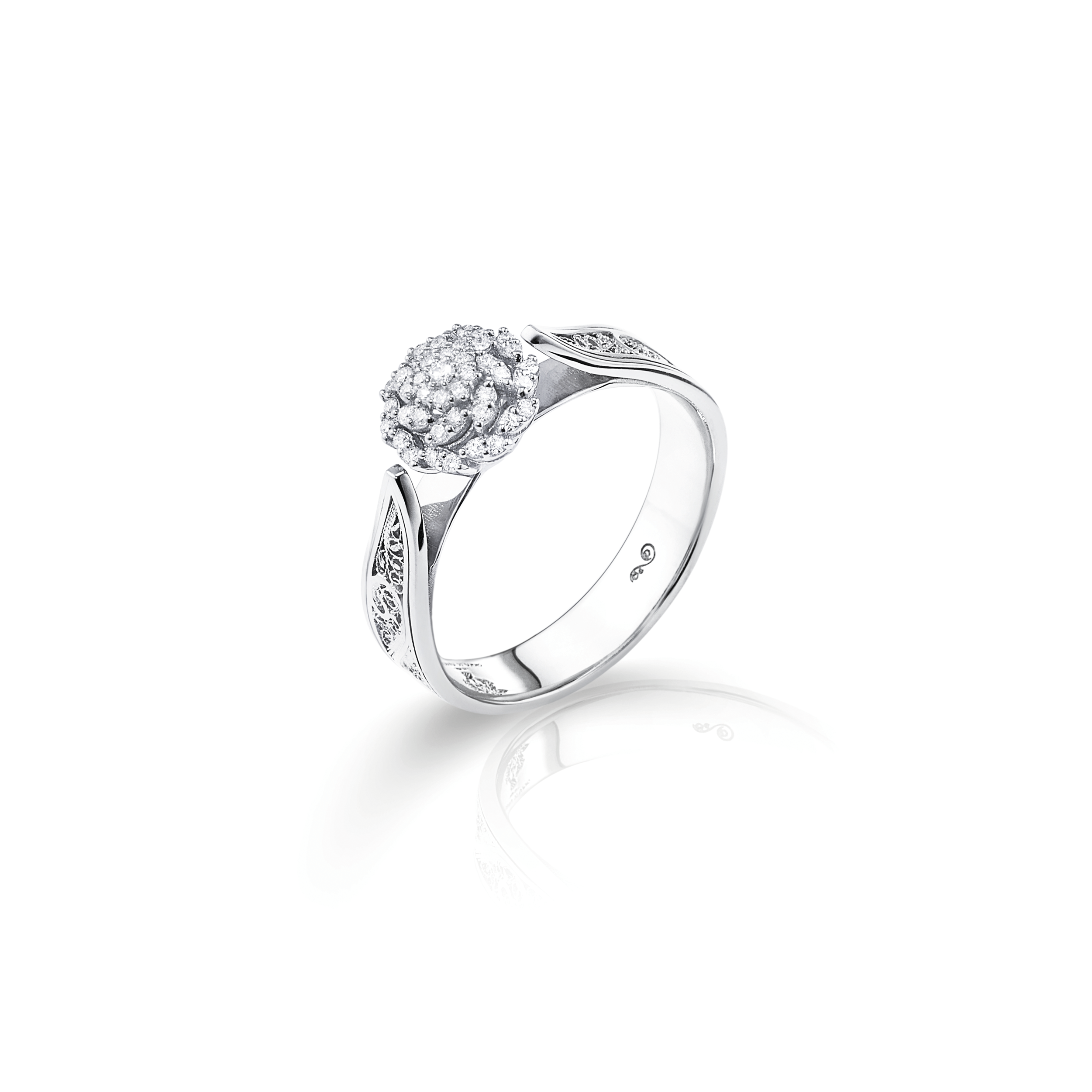 Anel Filigrana Diamantes Ouro Branco 0,23 CT Joalharia do Carmo