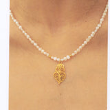 Collar de perlas con Corazón de Viana