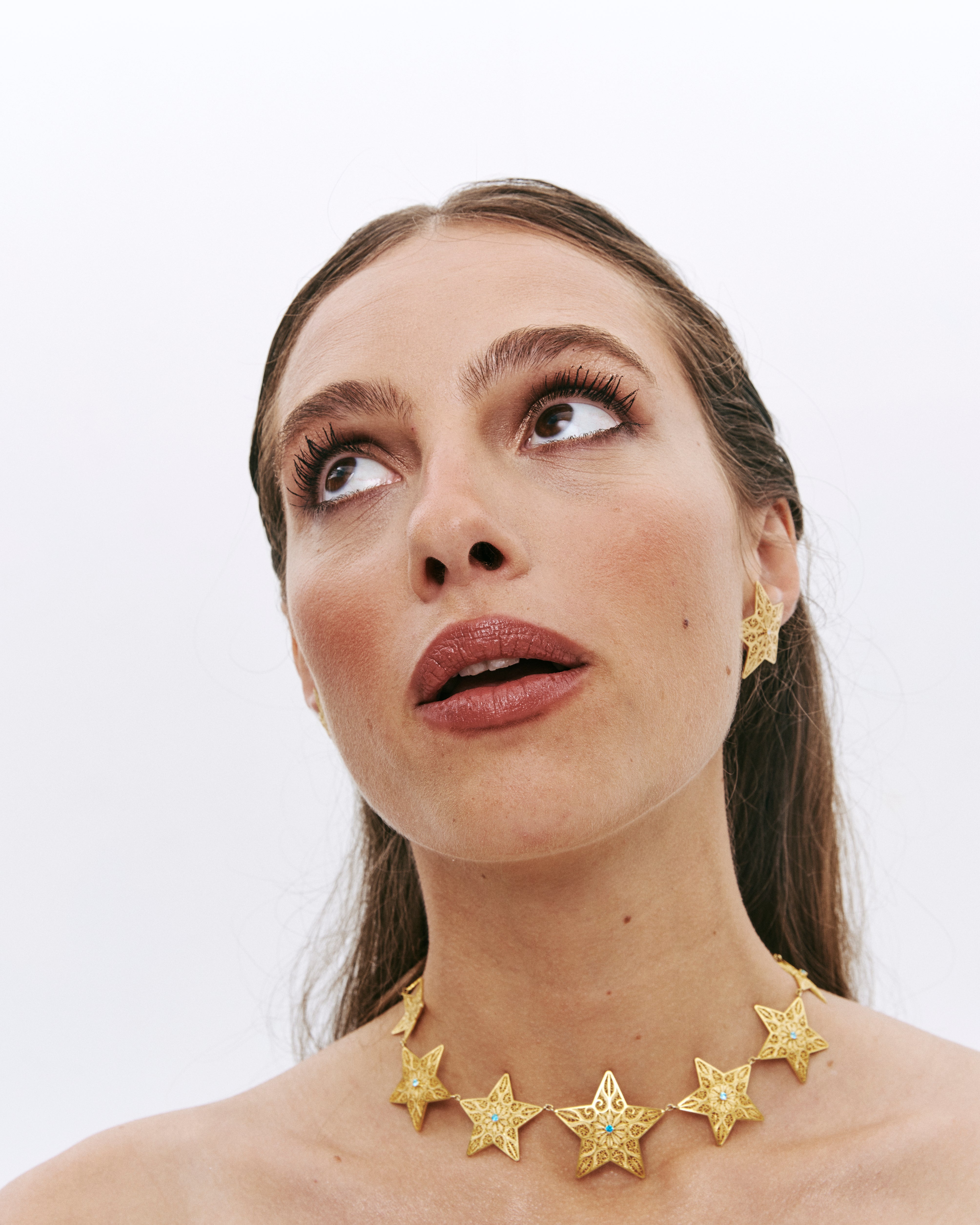 Pre Order Chocker Dourado