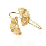 Fan-Shaped Twisted Bracelet with Pearl