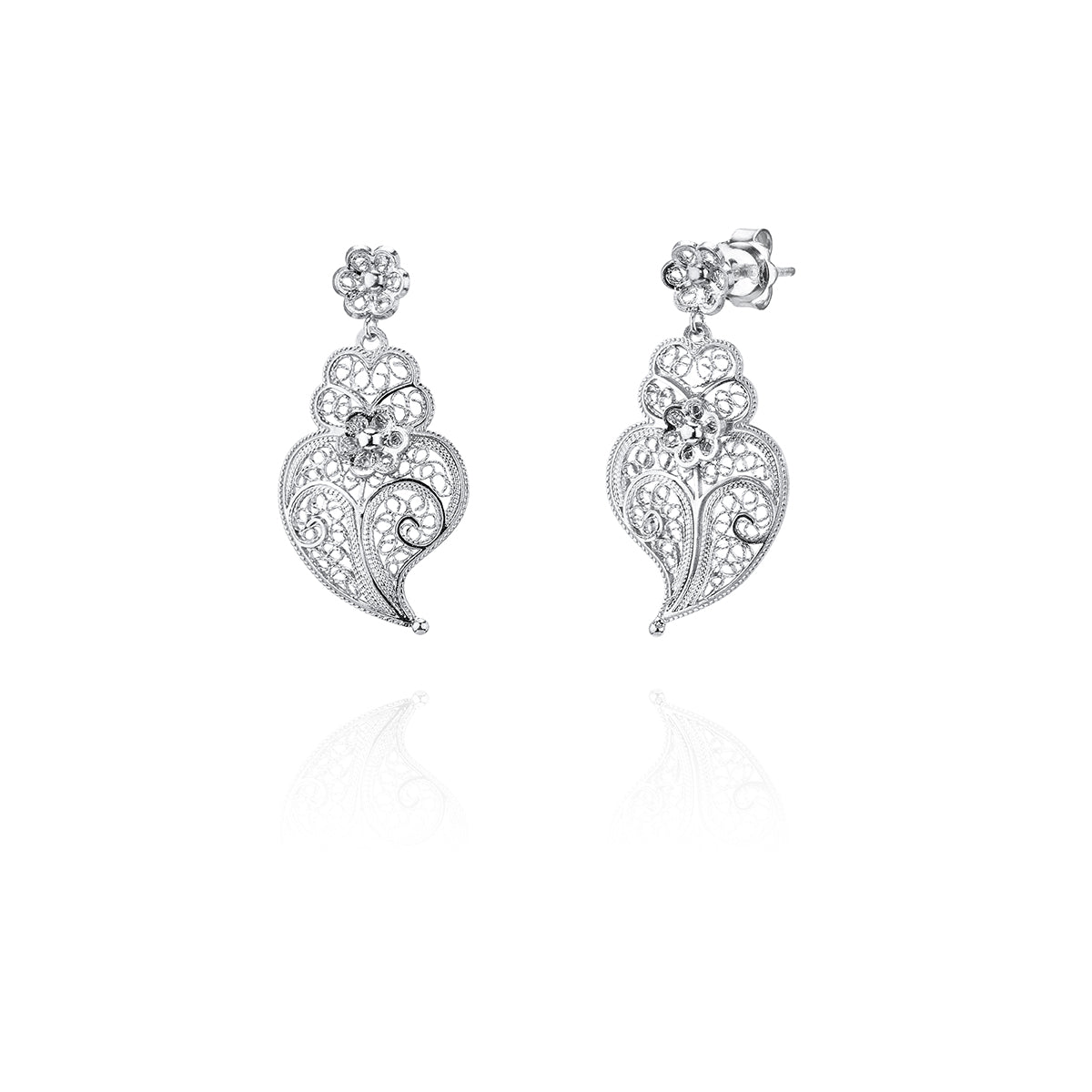 Boucles d'oreilles cœur avec filigrane et fleur